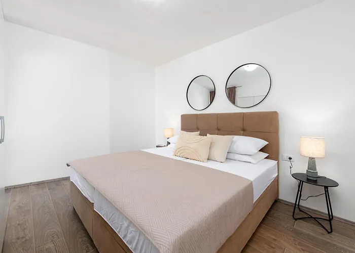 Antonija With Sea View *