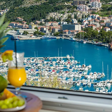 Antonija With Sea View Apartament