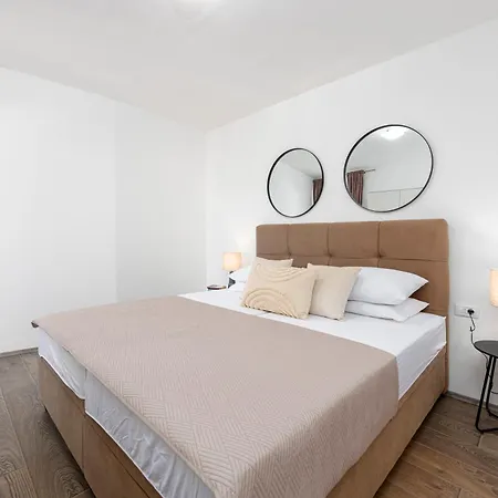 Antonija With Sea View *