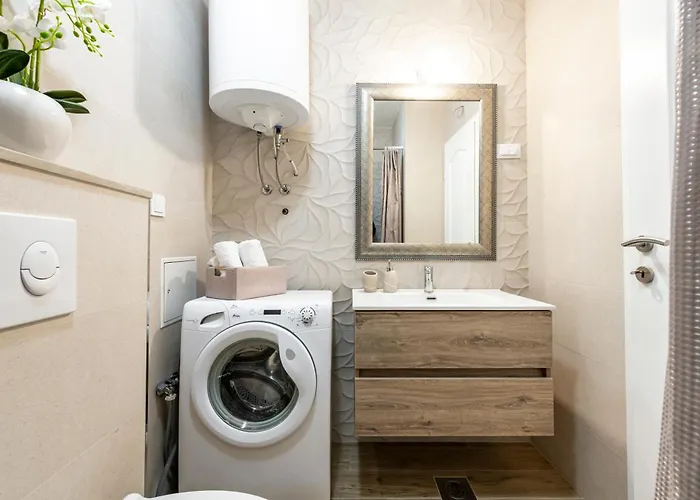 Antonija With Sea View *